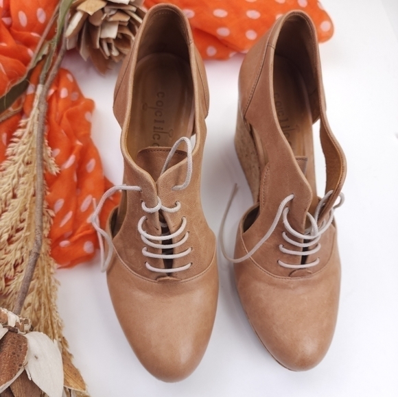 Coclico Tan Nude Cork Leather Lace Front Wedges Size 6 - Picture 5 of 15